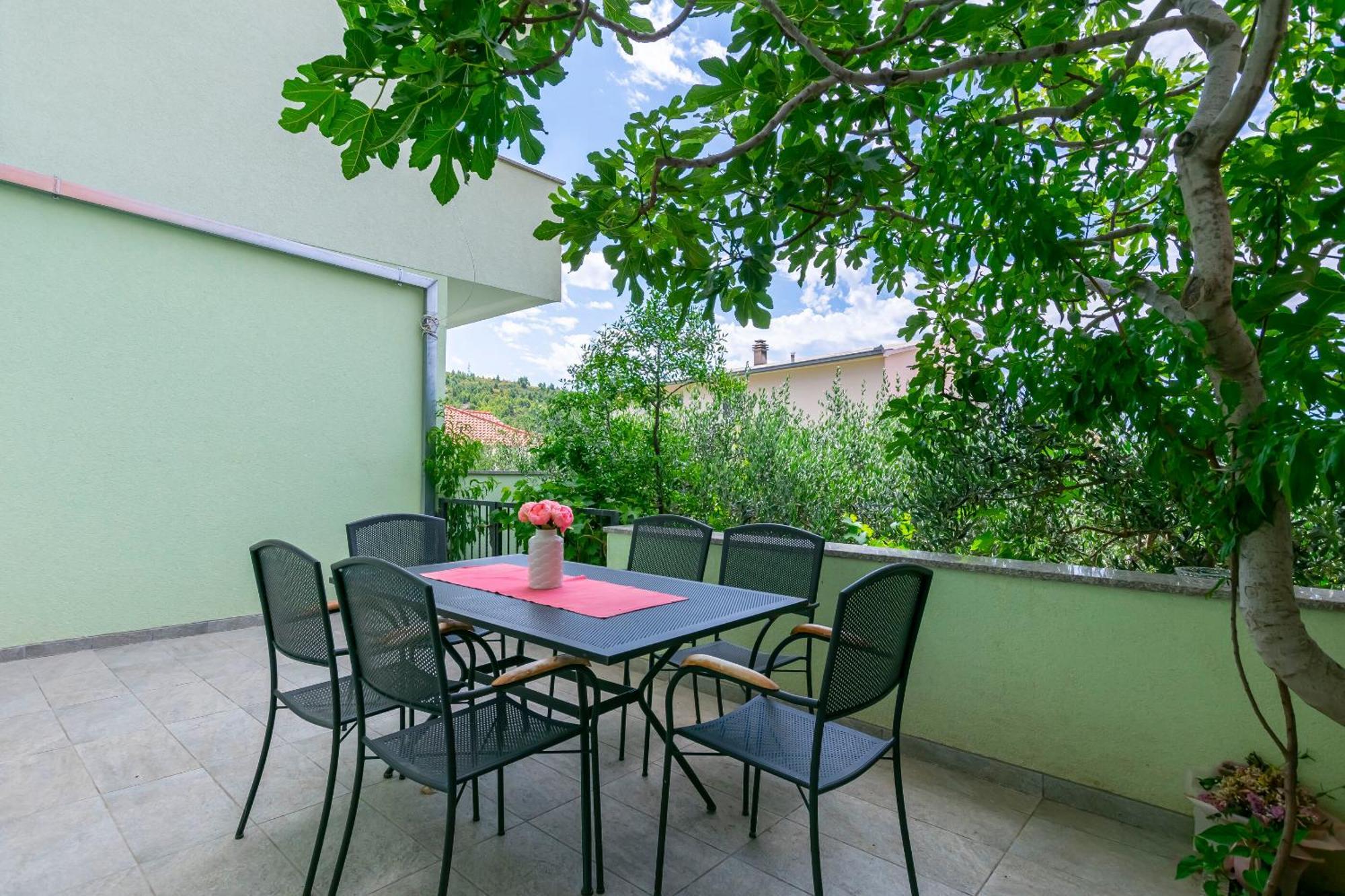 דוגי ראט Apartment Ivano מראה חיצוני תמונה