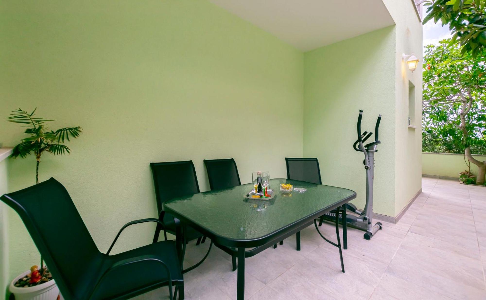 דוגי ראט Apartment Ivano מראה חיצוני תמונה