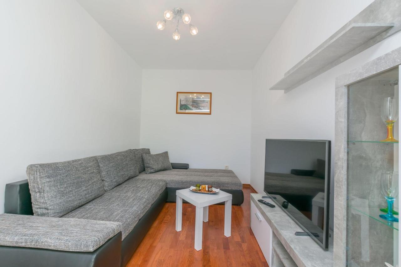 דוגי ראט Apartment Ivano מראה חיצוני תמונה