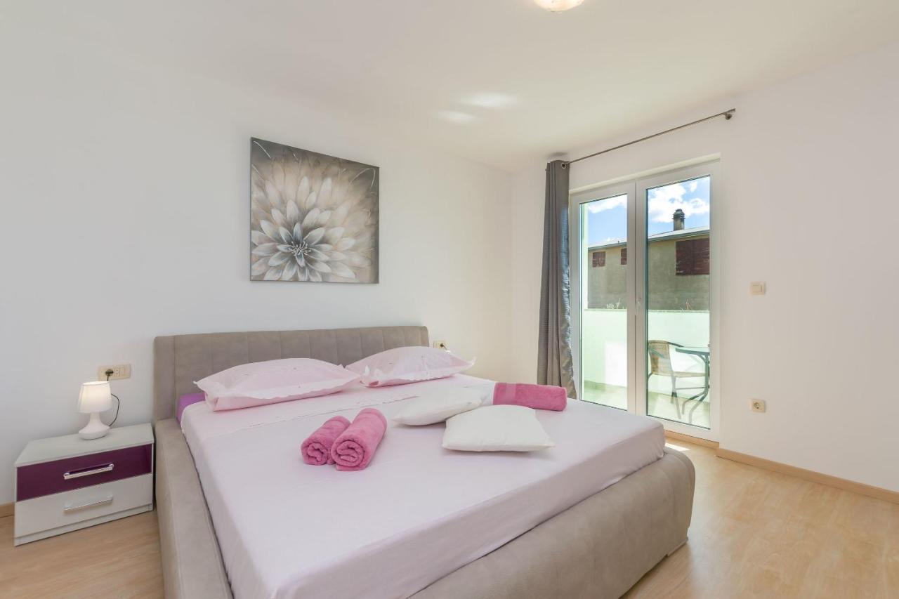 דוגי ראט Apartment Ivano מראה חיצוני תמונה